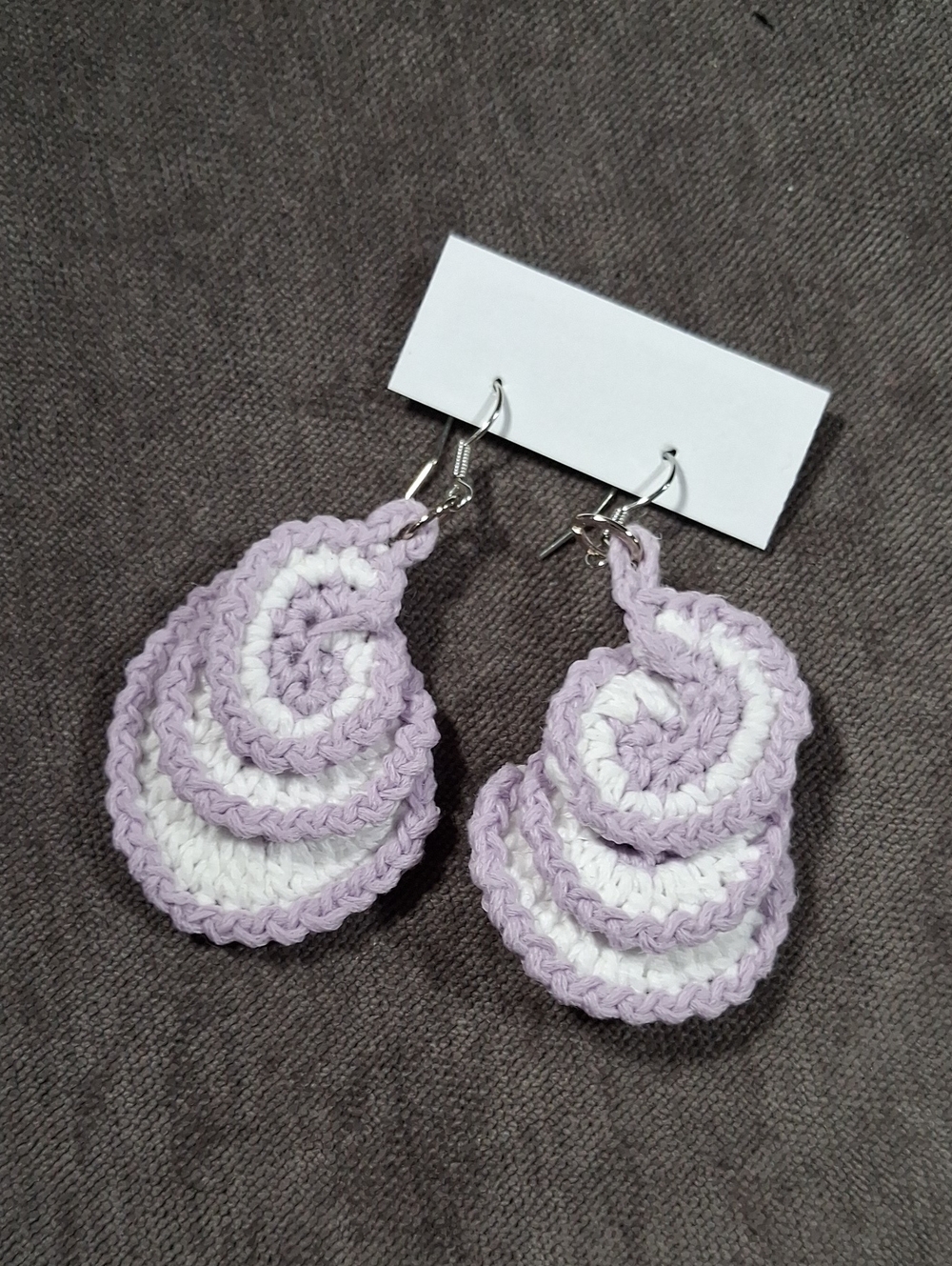 Hand Crafted Purple White Starched Crochet Dangle Spiral Earrings 34mmx68mm NWOT
